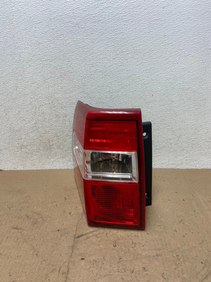 2007 to 2012 Ford Expedition Left Driver LH Side Tail light AG5343 LK0