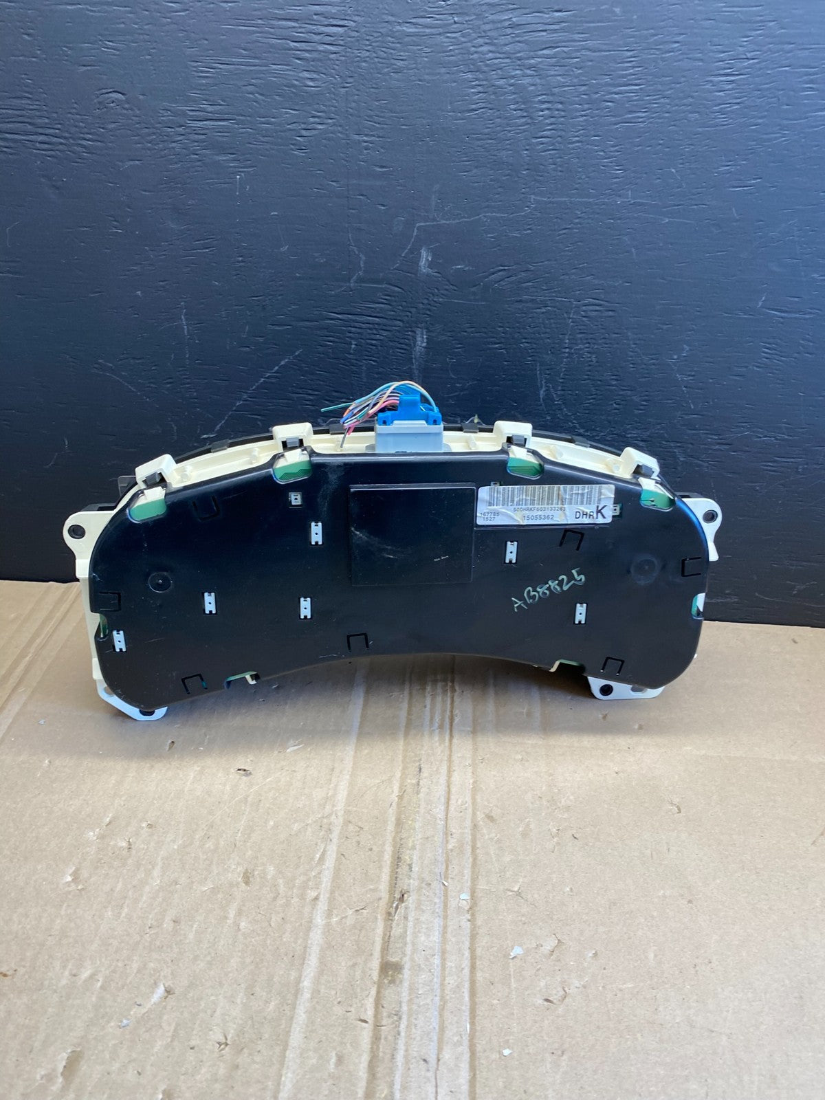 2002 GMC Yukon Speedometer Cluster Gauge Oem AB8825 DG5