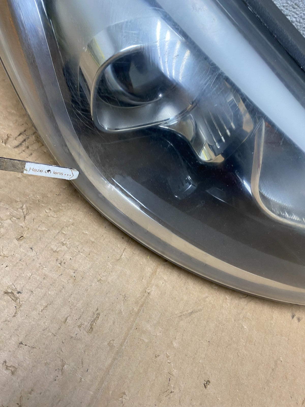 2014 to 2017 Hyundai Tucson Right Passenger RH Side Headlight AI9075 DW4