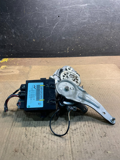 2009-2012 GMC Acadia Power Motor Liftgate Tailgate Control Module Y7380 DG0