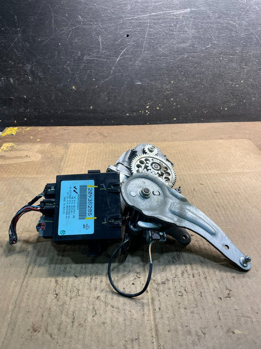 2009-2012 GMC Acadia Power Motor Liftgate Tailgate Control Module Y7380 DG0