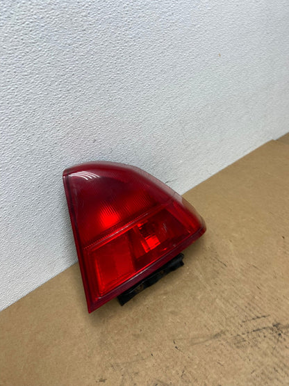 2001 2002 Honda Civic Sedan Right Passenger Rh Side Tail Light AC1852 LK2