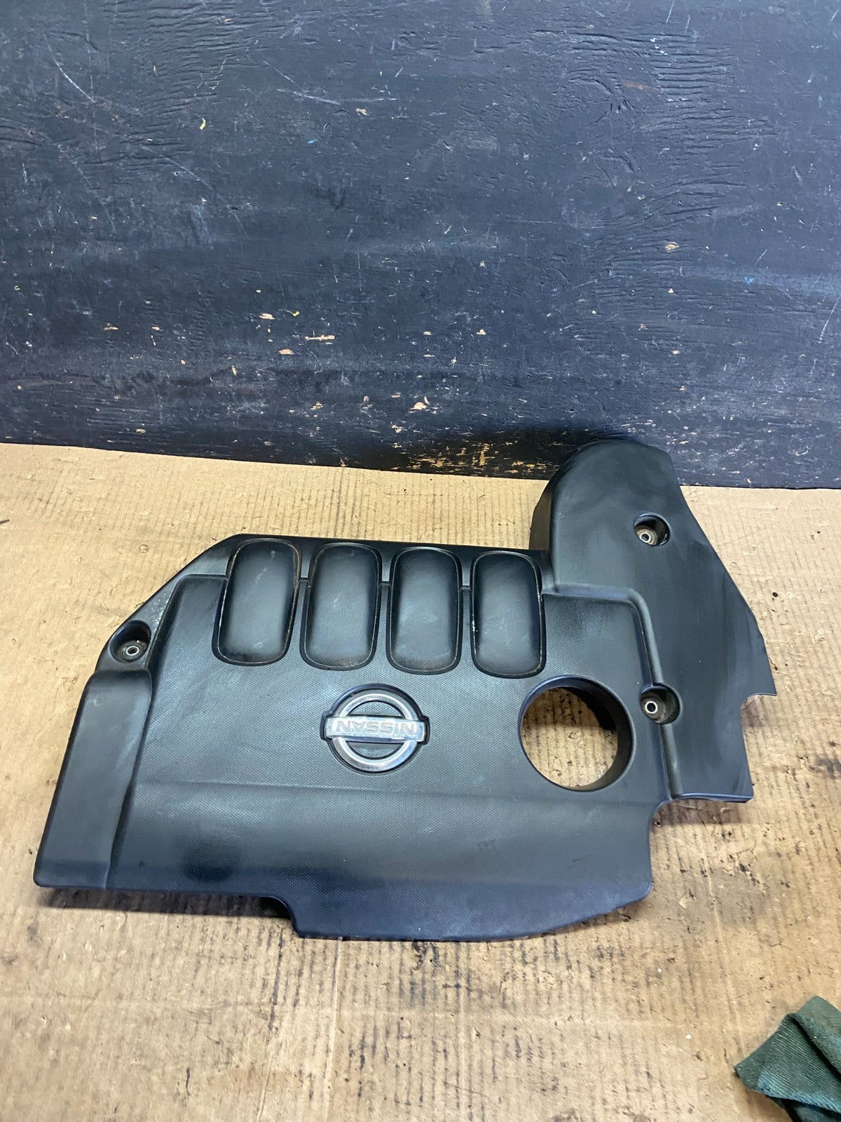 2007 to 2013 Nissan Altima 2.5 L Engine Cover r7114 DG1