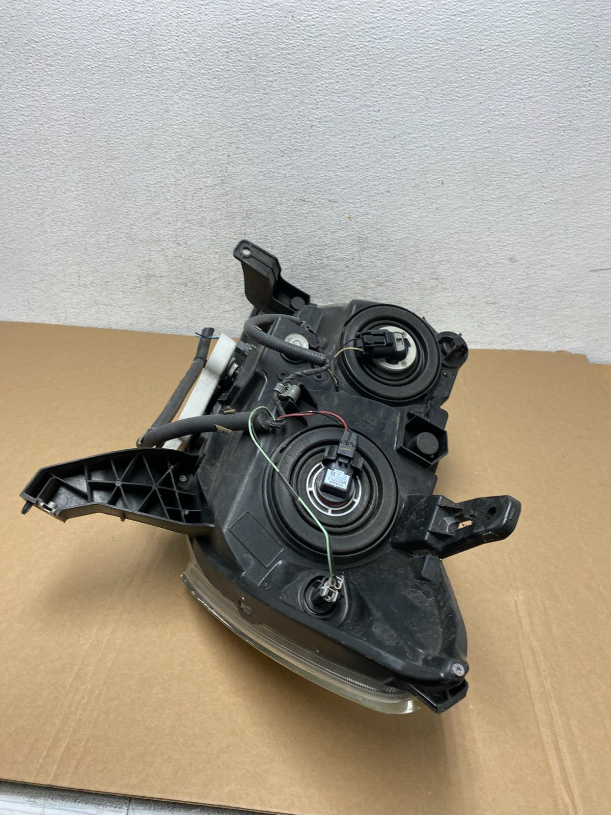 2013 to 2016 Nissan Pathfinder Right Passenger RH Side Headlight AD7840 DW6