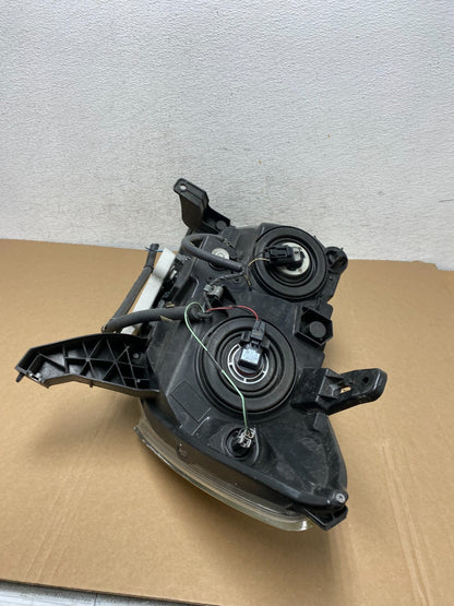 2013 to 2016 Nissan Pathfinder Right Passenger RH Side Headlight AD7840 DW6