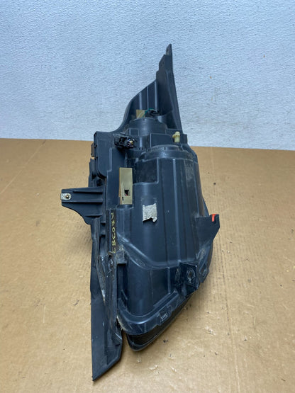 2013 2014 2015 Chevrolet Malibu Headlight Projector Left Driver Side AE03836