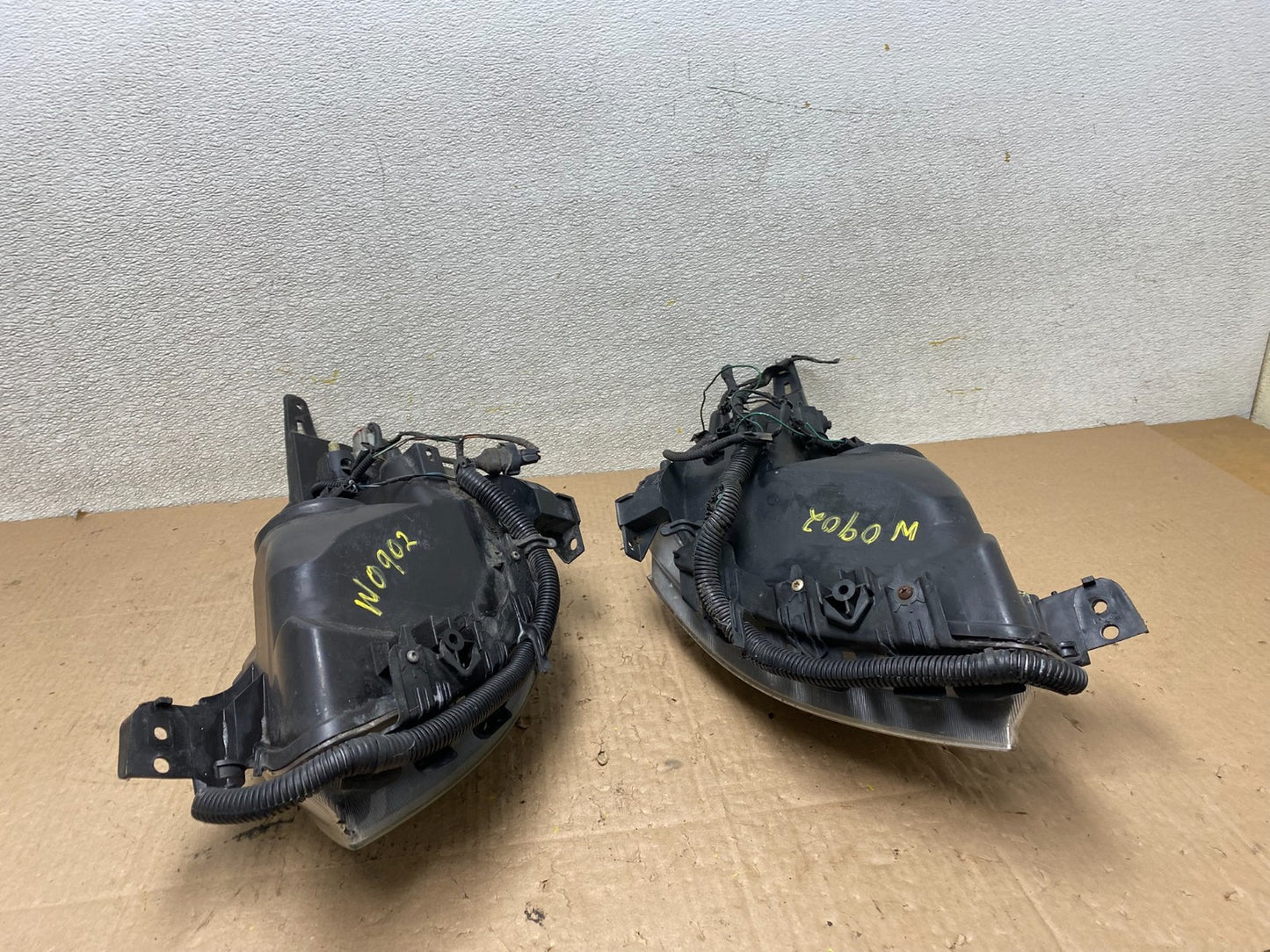 Sedan 2007 2008 2009 Nissan Altima Left+Right Set Headlights W0902 DW11