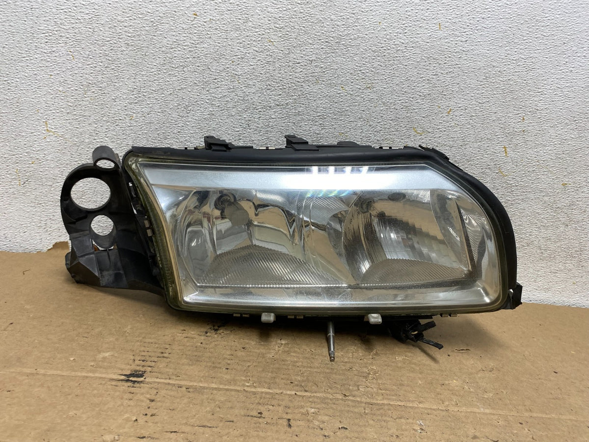 2004 2005 2006 Volvo S80 Right Passenger RH Side Halogen Headlight AH8134 DW0
