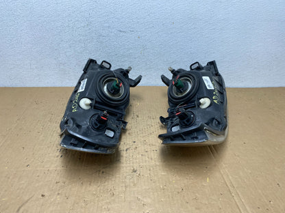 2004 - 2006 Nissan Sentra Halogen Left+Right Headlights AD2467 DW9