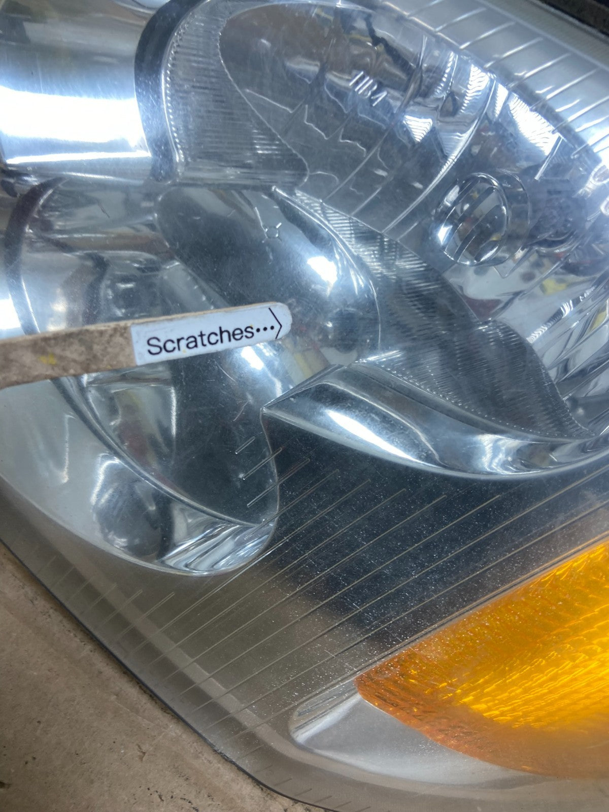2002 to 2009 Gmc Envoy Left Driver Lh Side Headlight Halogen Oem AB4496 DW3