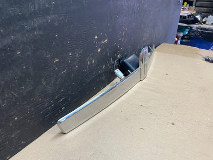 2009 to 2012 Lincoln MKS Trunk Moulding Chrome With Back Up W/O Camera u7451 DG2