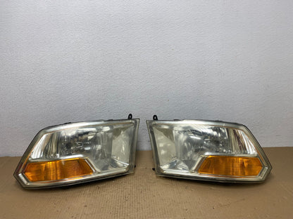 2009 to 2012 Ram 1500 2500 Left+Right Halogen Headlights AC3869 DW0