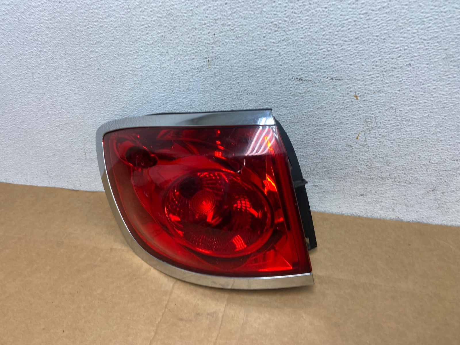 2008 to 2012 Buick Enclave Left Driver Side Lh Tail Light AD4411 LK1