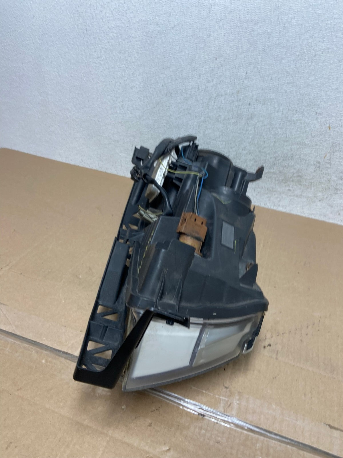 2006 to 2009 Lincoln MKZ Zephyr Left Driver Headlight Xenon AC3721 DW7