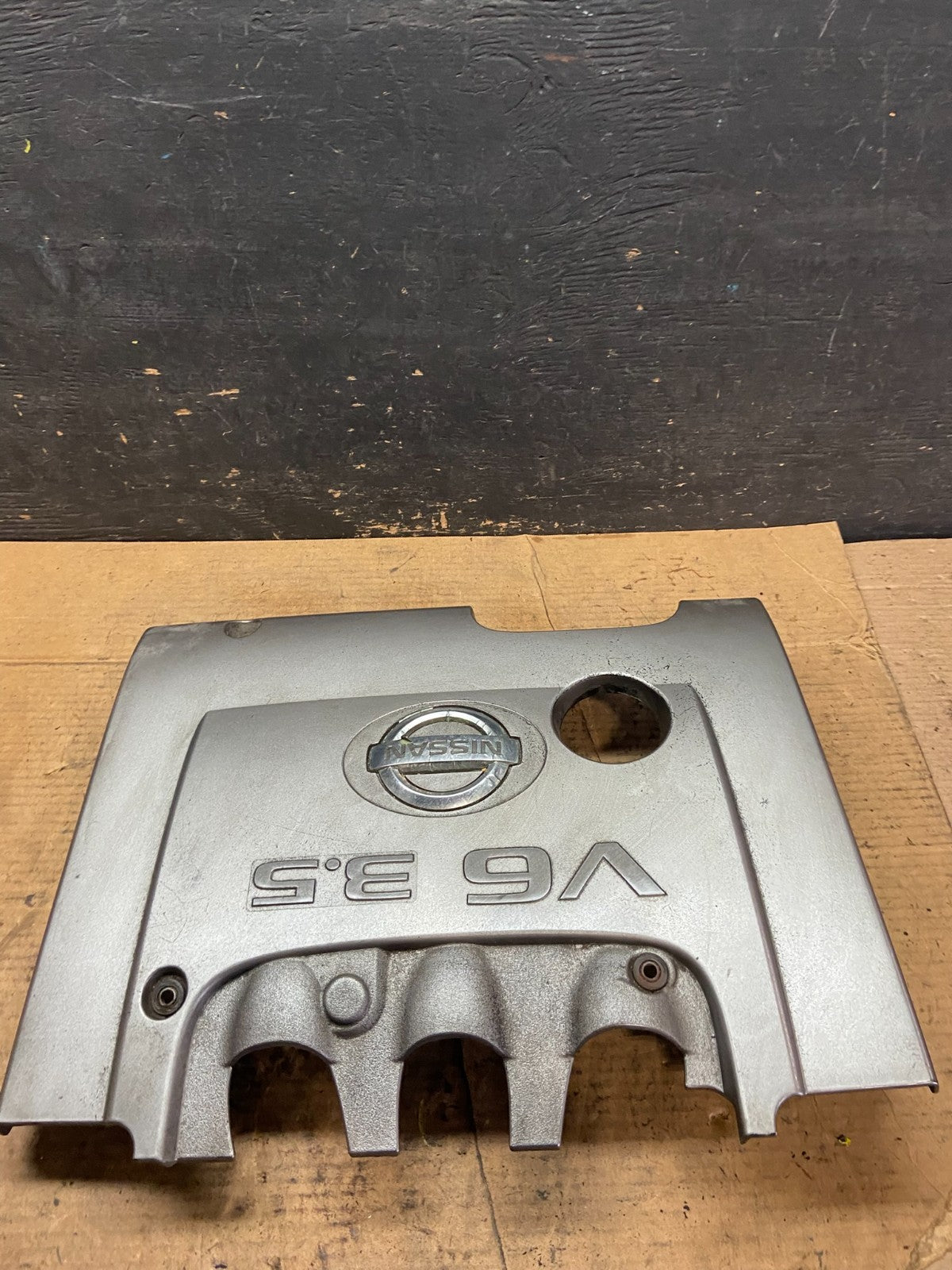 2005 to 2008 Nissan Quest Engine Cover 14041 3z100 Oem Q9851 DG1