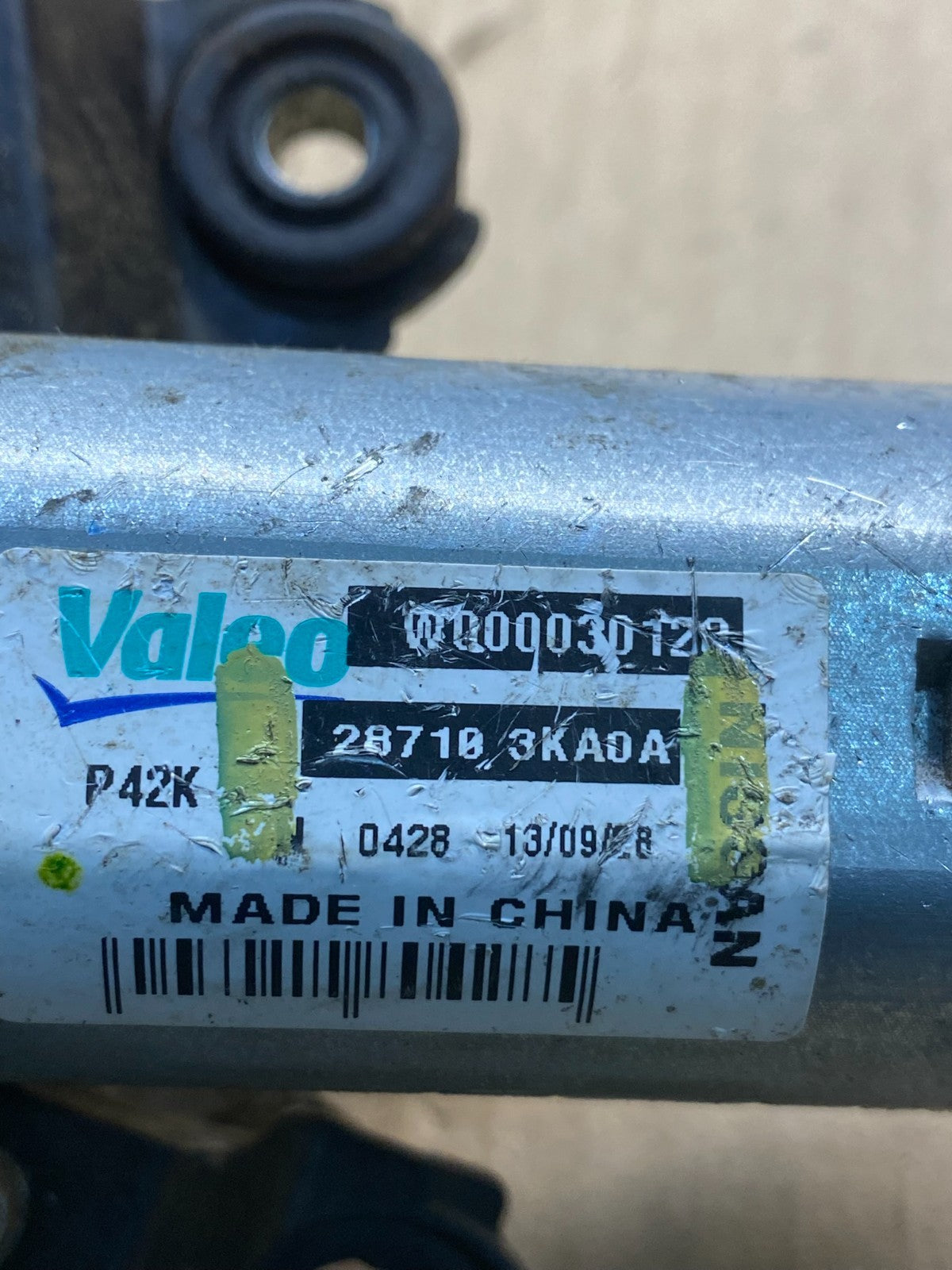 2013-2016 Nissan Pathfinder Back Door Rear Wiper Motor Wiper Blade AC0907 DG4
