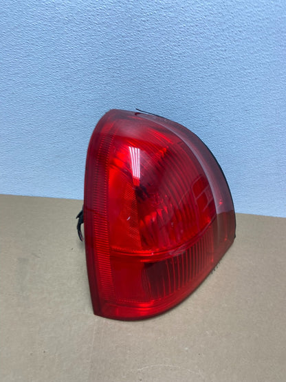 2003 to 2011 Lincoln Town Car Left Driver Lh Side Tail Light OEM AB9958 DW2