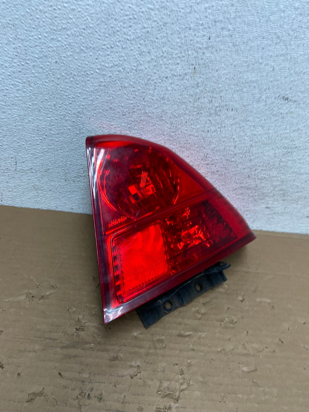 2003 2004 2005 Honda Civic Sedan Right Passenger Side Tail Light AD4271 LK2