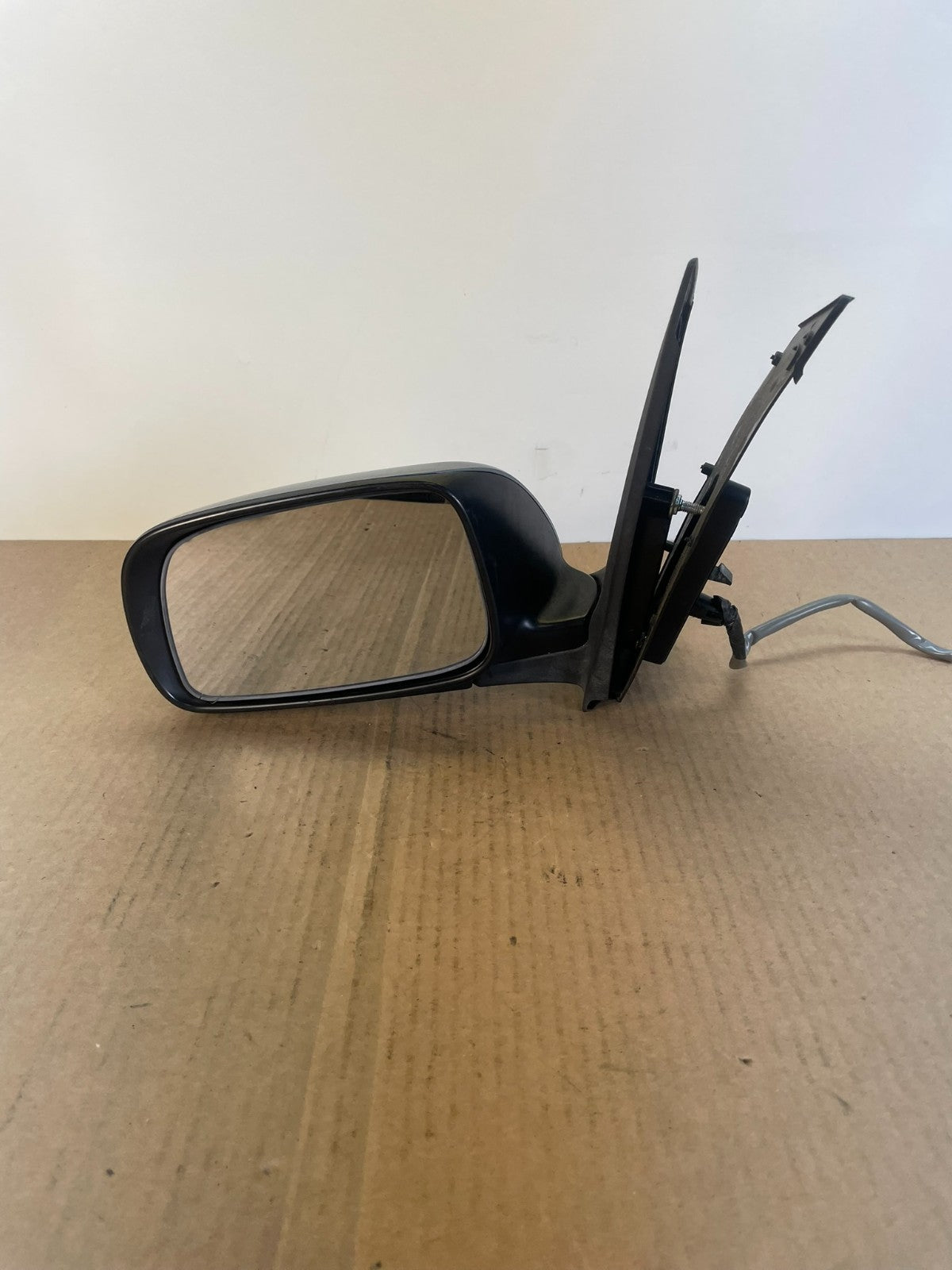 2004 to 2009 Toyota Prius Left Driver LH View Door Mirror AF5524 DW9
