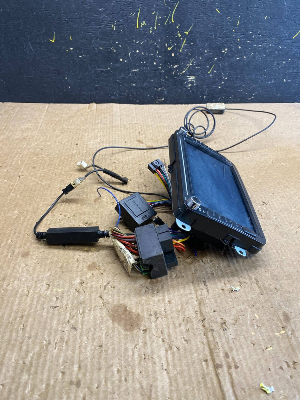 2012 to 2017 Volkswagen Jetta Audio Equipment Radio Receiver Radio Z4479 PS2