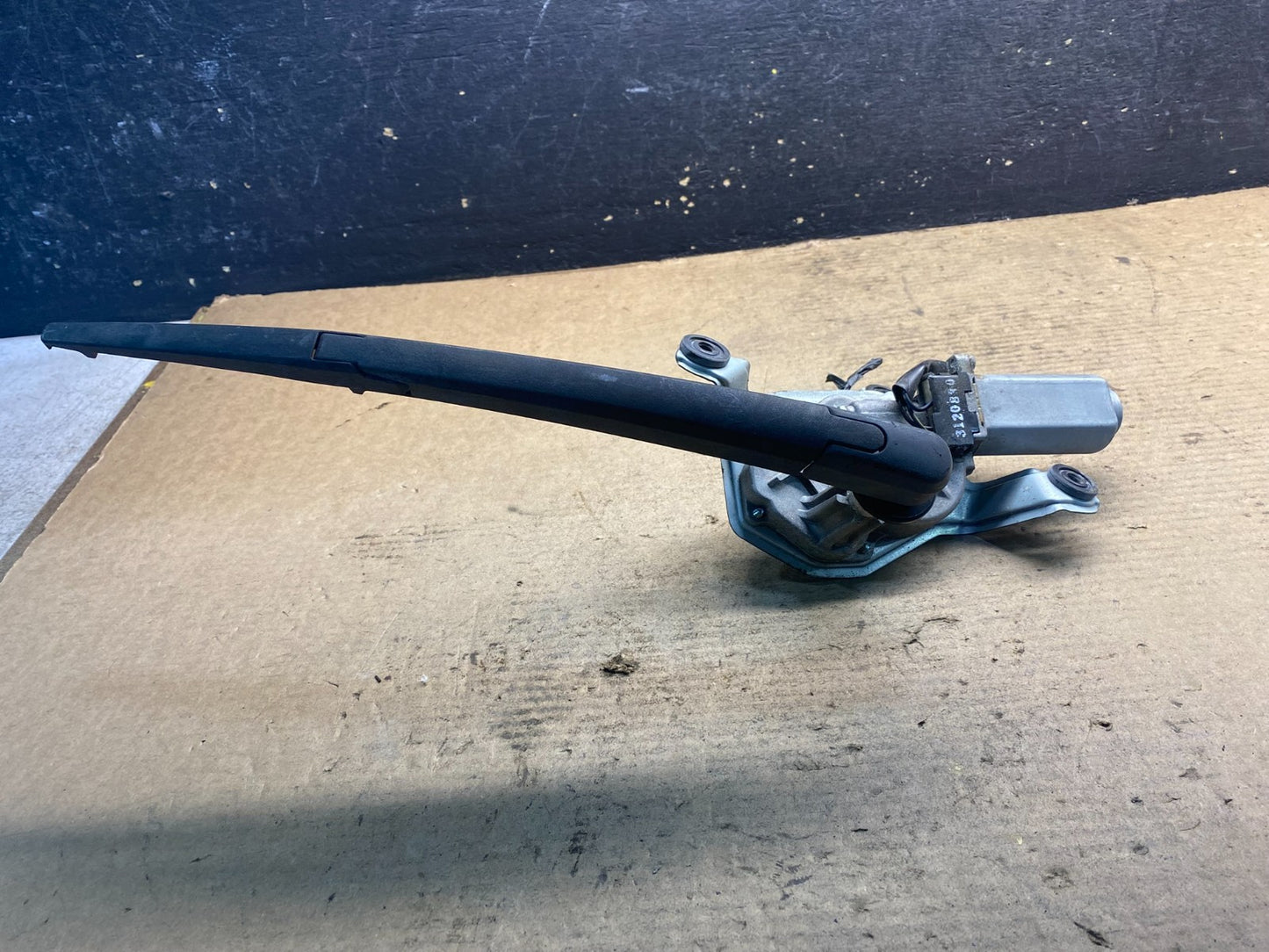 2014-2015 Kia Sorento Rear Glass Windshield Wiper Motor OEM aa2826 DG2
