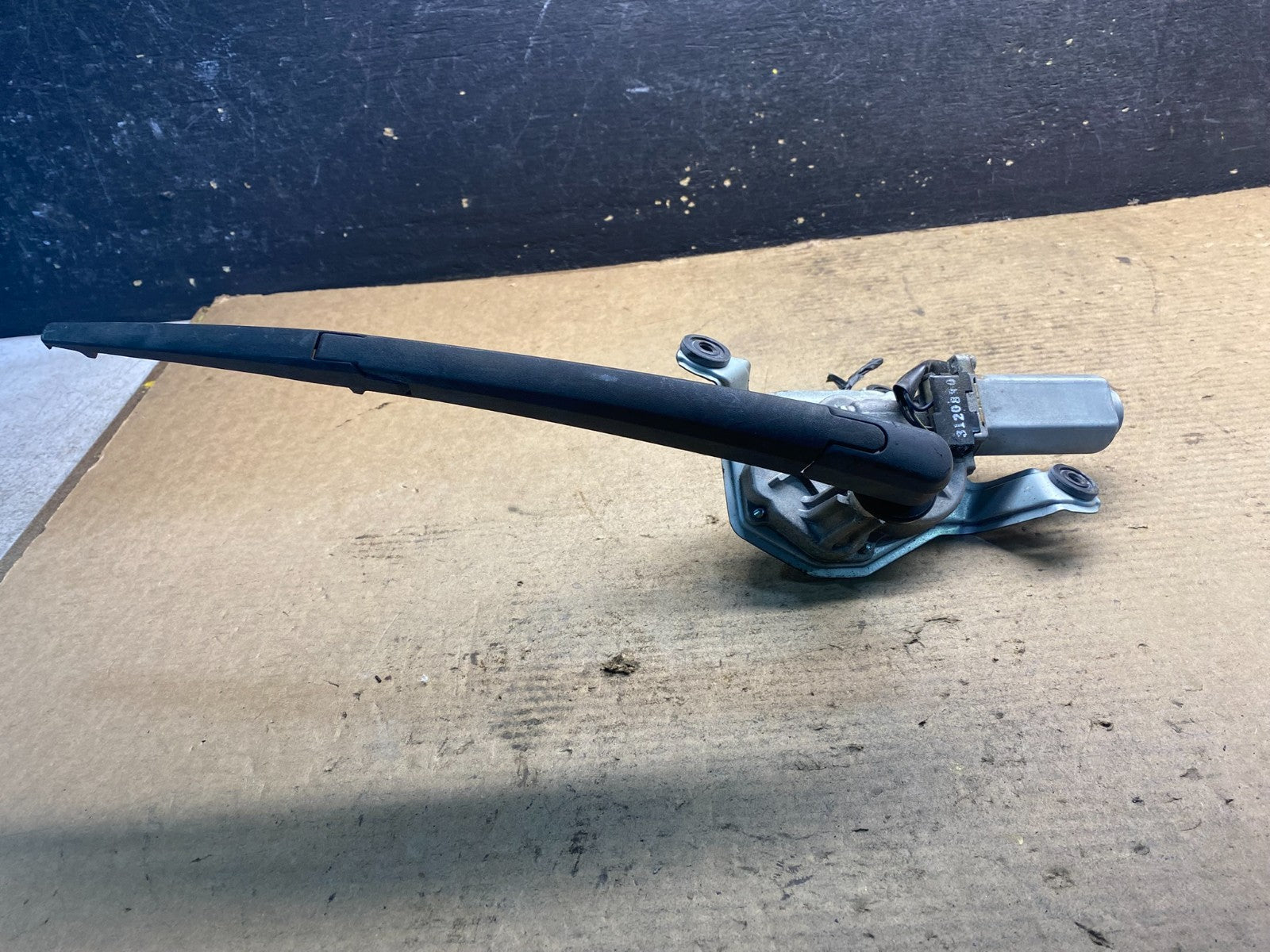 2014-2015 Kia Sorento Rear Glass Windshield Wiper Motor OEM aa2826 DG2