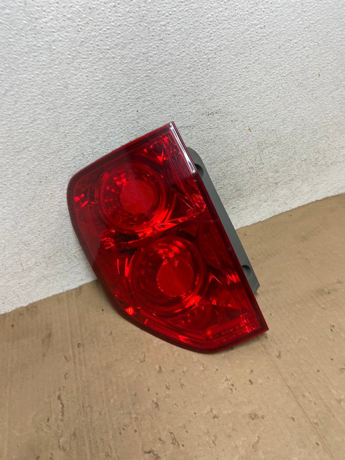 2003 2004 2005 Honda Pilot Left Driver LH Side Tail Light AE9195 LK2
