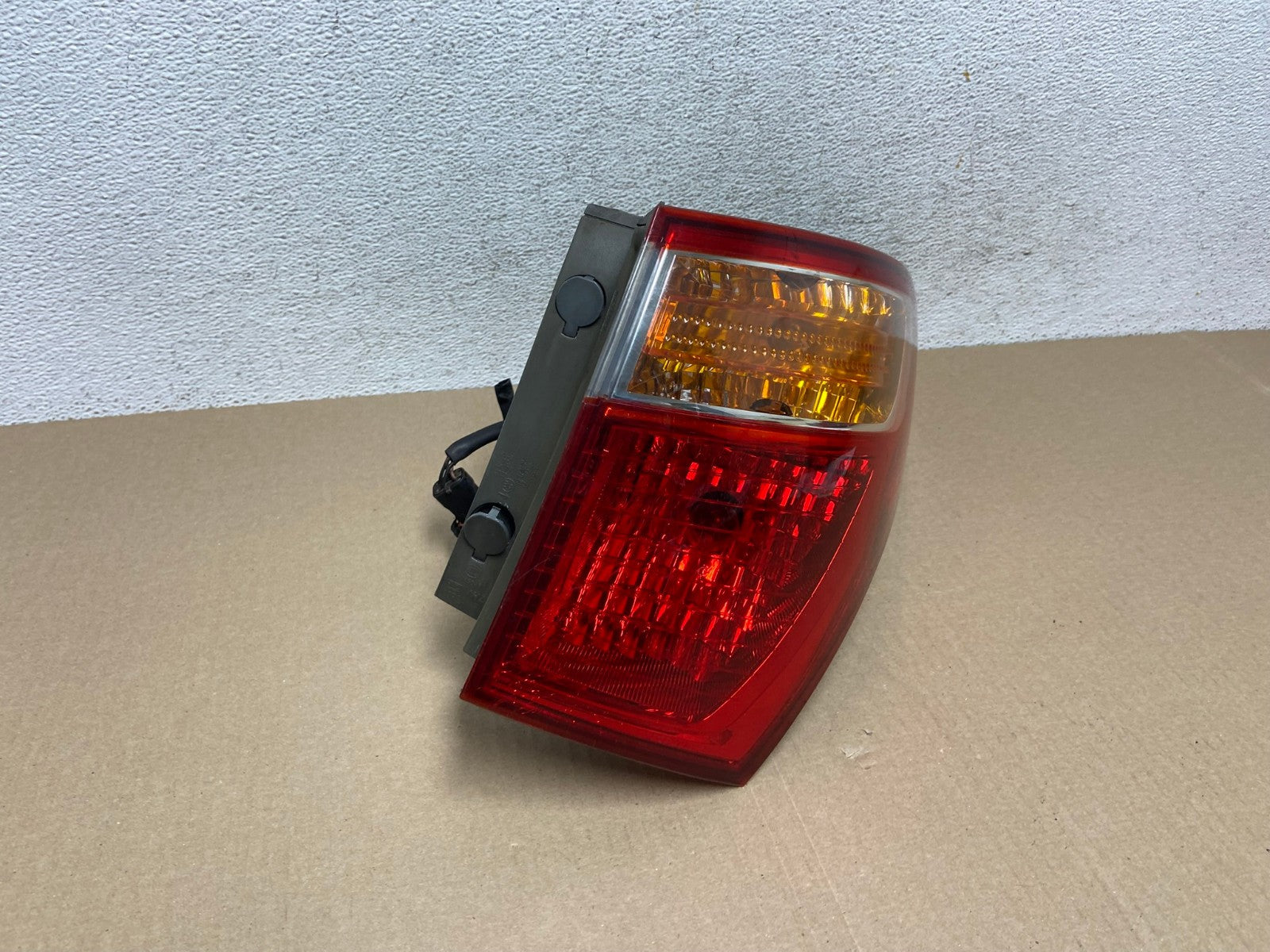 2007 to 2012 Hyundai Veracruz Tail Light Right Passenger RH AF5755 LK2