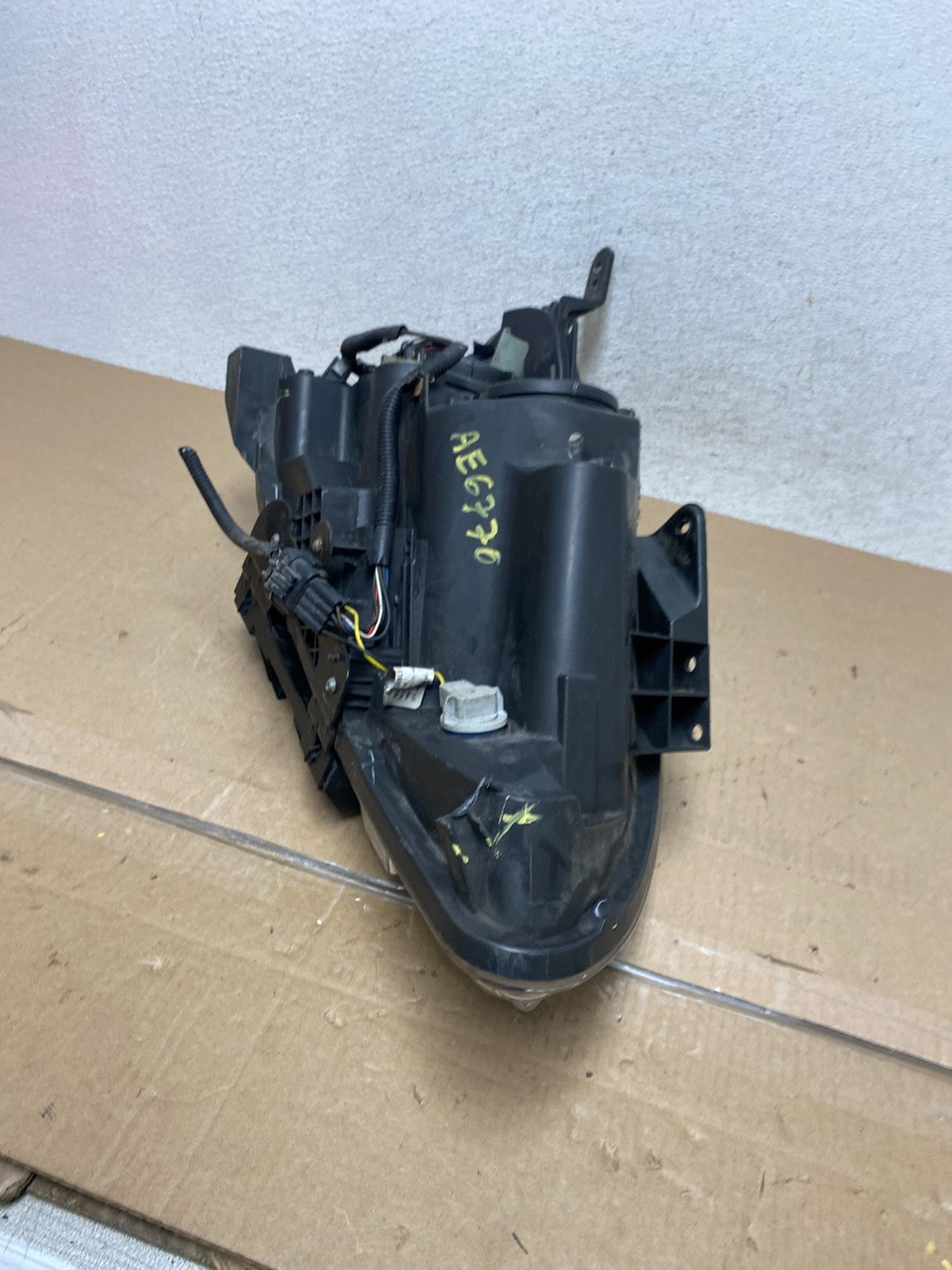 2013 - 2015 Nissan Sentra W/LED Halogen Left Driver LH Headlight AE6770 DW11