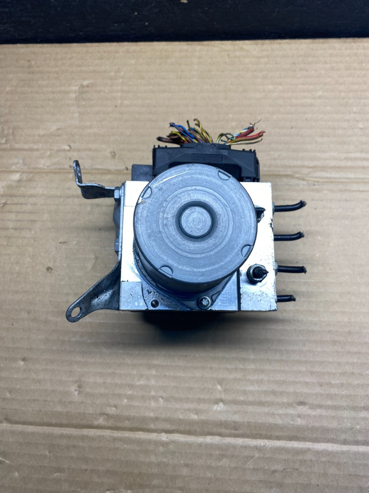 2007 to 2013 BMW 328i ABS Anti-Lock Brake Pump 3451 6768550-01 AE6213 DG1