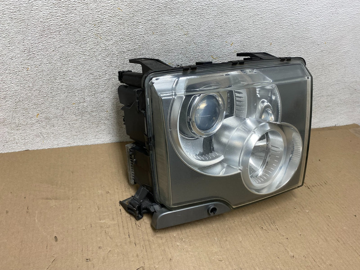 2003 - 2004 Land Rover Range Rover Right Passenger Headlight Xenon HID AH5812 DW1