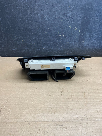 2004 to 2008 Acura TL Front Dash Dashboard AC Center Clock Air Vent AH3940 DG3
