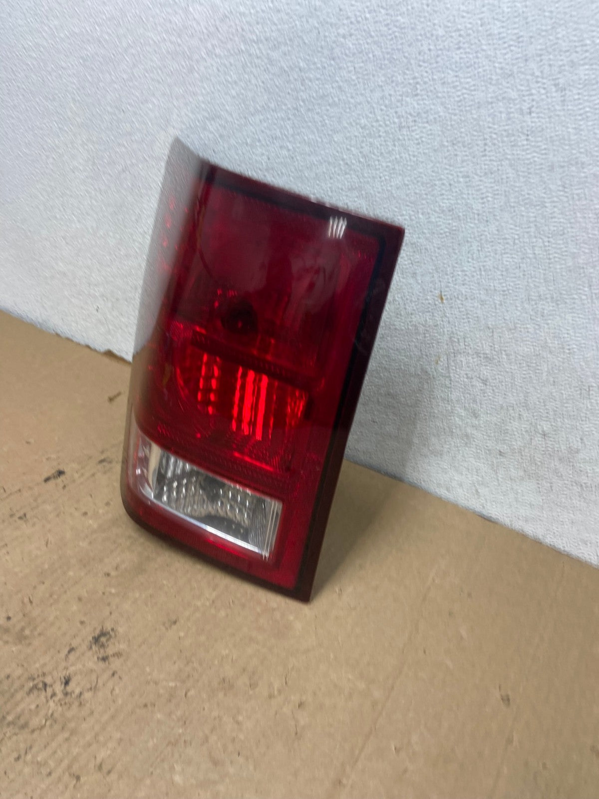 2007 to 2010 Jeep Grand Cherokee Left Driver Lh Tail Light AG2131 LK1