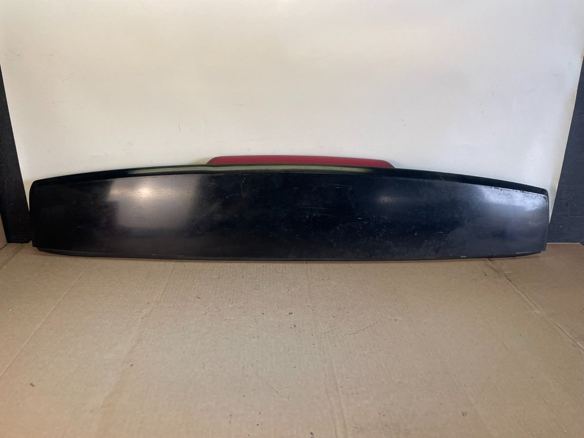 2007-2014 Chevrolet Tahoe Suburban Yukon Spoiler Wing 3rd Brake Light AH6402 DG0
