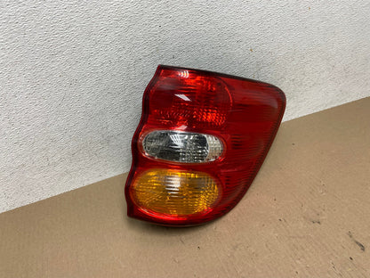 2001 to 2004 Toyota Sequoia Right Passenger Rh Side Tail Light AE6965 LK2