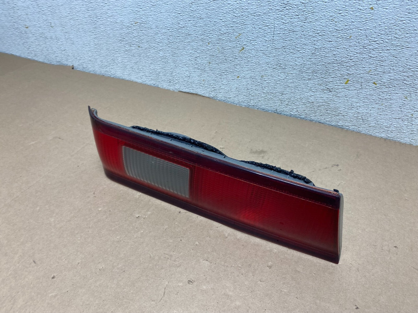 1997 1998 1999 Toyota Camry Tail Light Inner Left Driver LH Inner Oem M9962 DW1