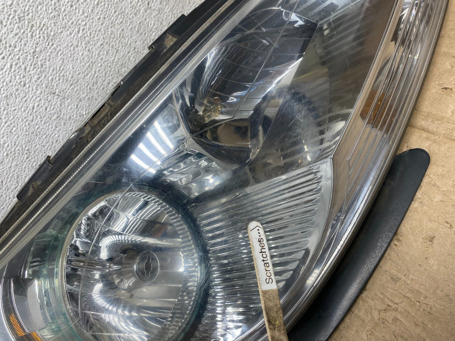 2008 to 2012 Chevrolet Malibu Right Passenger Rh Side Headlight AE9079 DW3