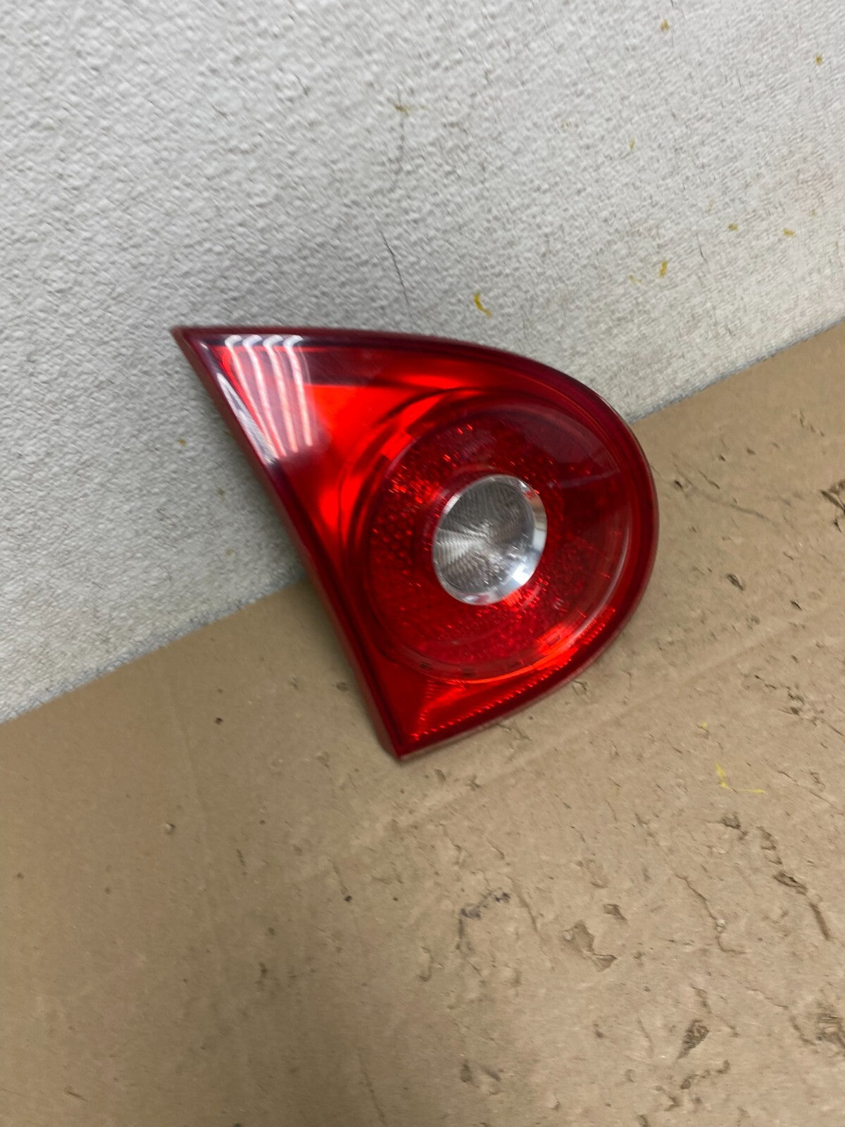 2006-2009 Volkswagen Golf Left Driver Lh Side Tail Light Inner Trunk N2513 DW2