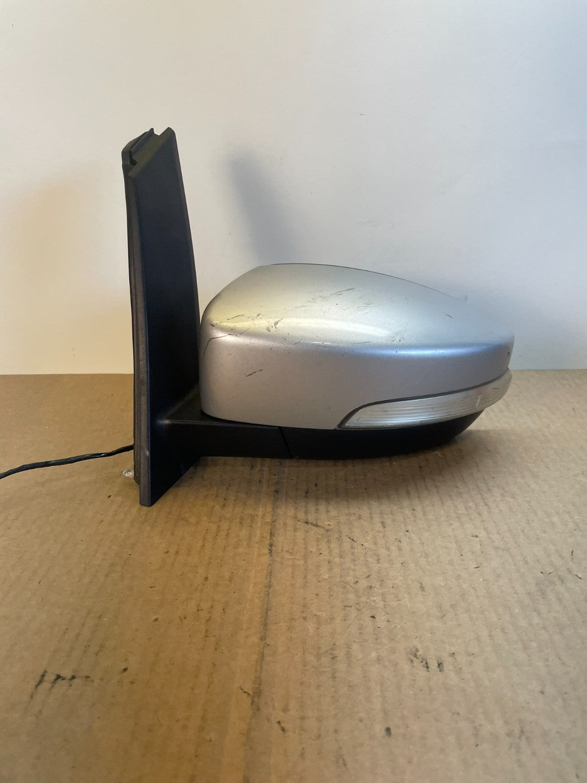 2013 to 2016 Ford C-Max Left Driver Side View Door Turn Signal Mirror AF5557 DG0