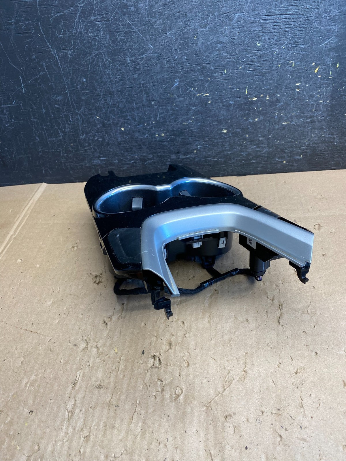 2013 to 2016 Ford Fusion Front Center Console Cup Holder Cupholder aj1628 DG2