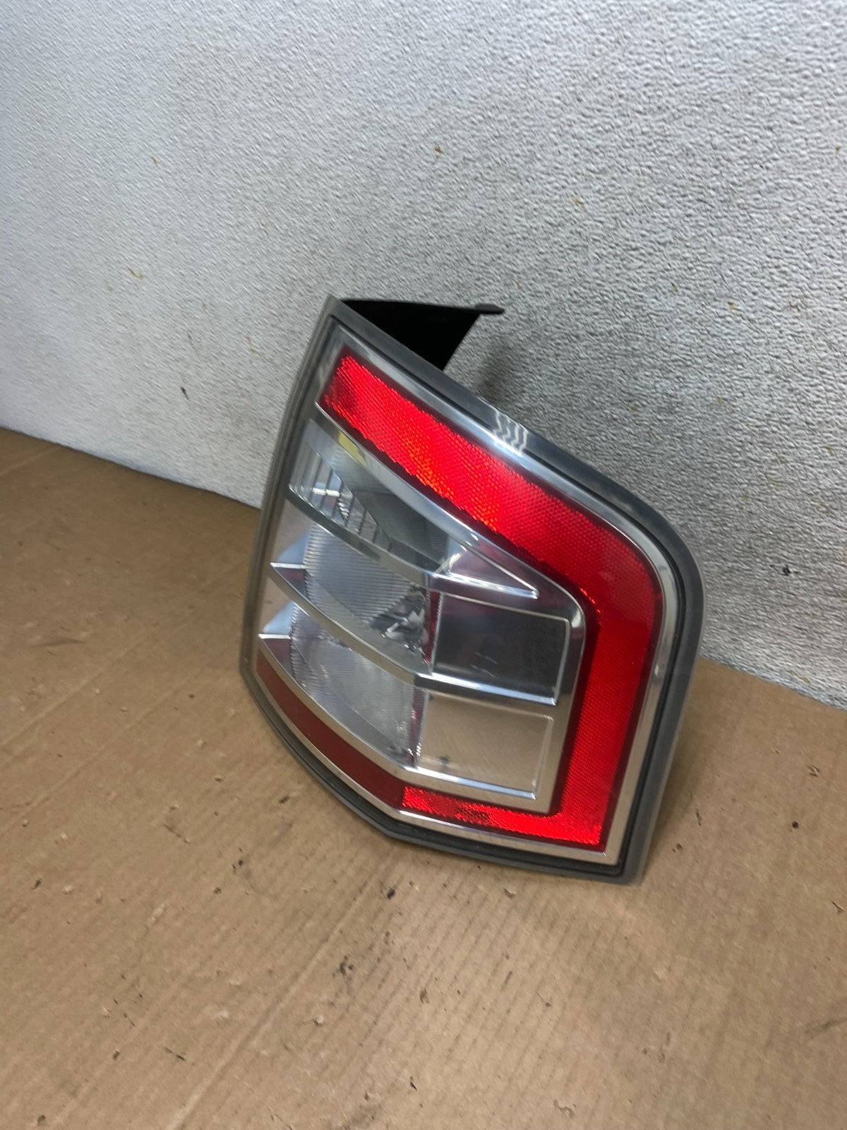 2007 to 2010 Ford Edge Tail light Right Passenger Rh Side AI8477 LK1