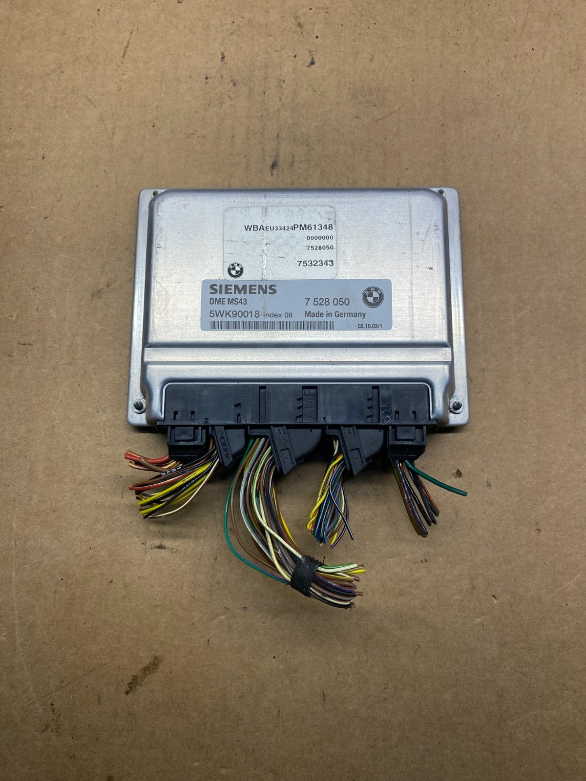 2001 - 2002 BMW 325i 525i ECU ECM Engine Control Module Computer AH6995 DG0