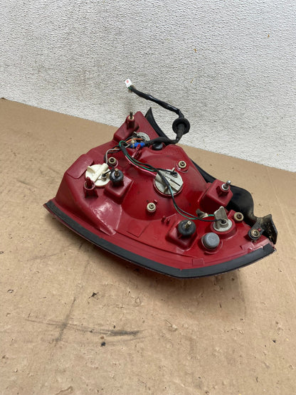2004 2005 2006 Hyundai Elantra Sedan Left Driver LH Tail Light AG4681 LK7