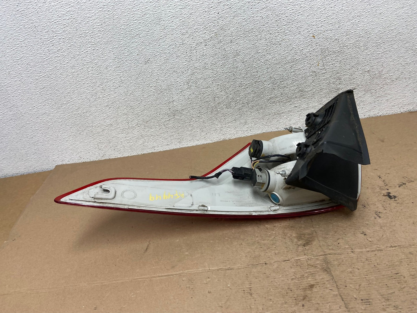 2013 to 2016 Ford Escape Left Driver LH Side Tail Light AF4949 LK4