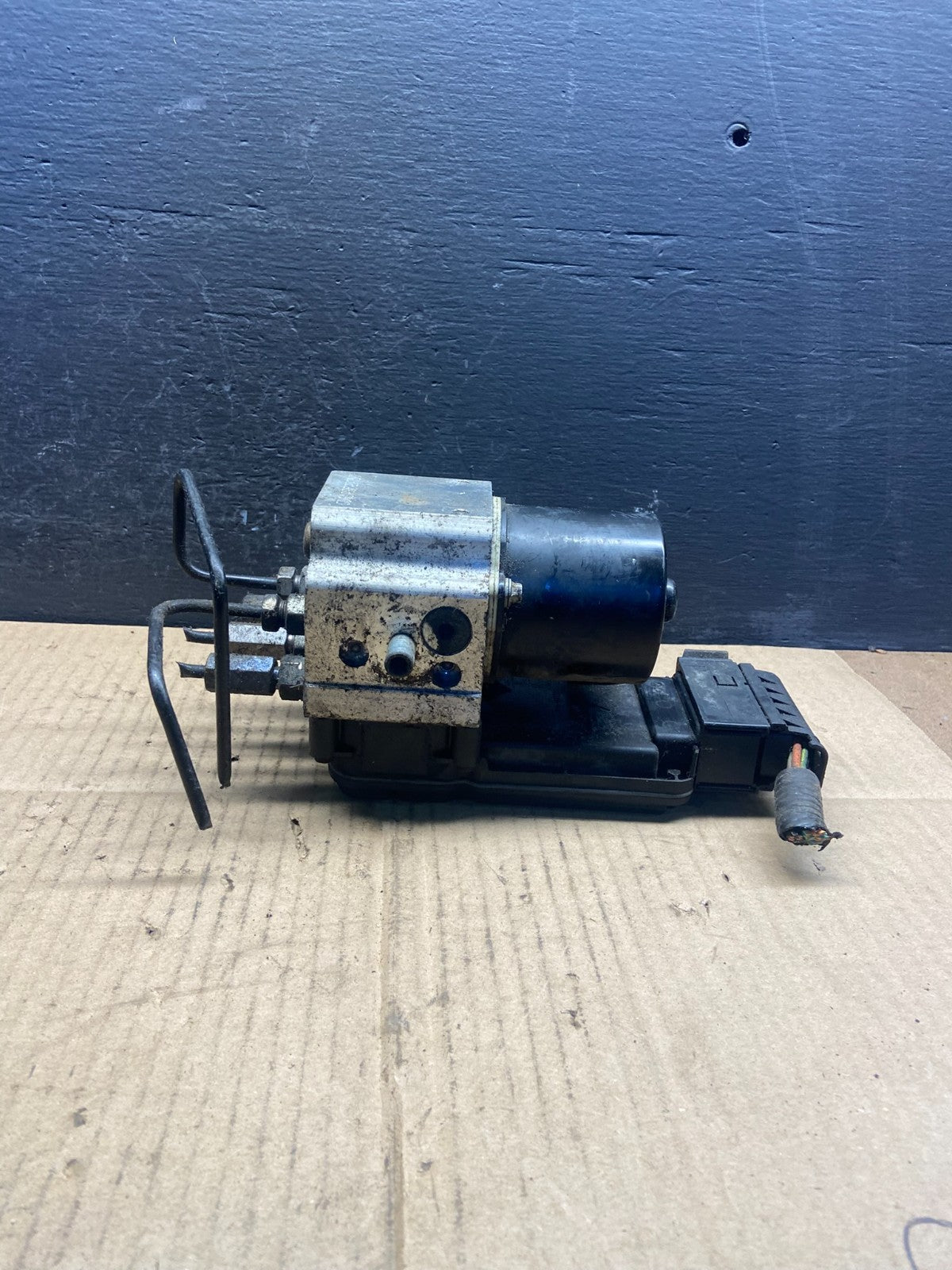2006 2007 Ford E250 E350 Anti-Lock ABS Antilock Brake Pump AD1831 DG5