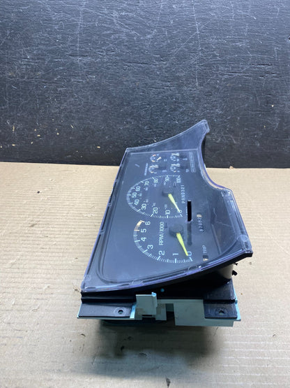 1995 to 1999 Chevrolet Silverado Suburban Cluster Gauge Speedometer AH9711 DG1