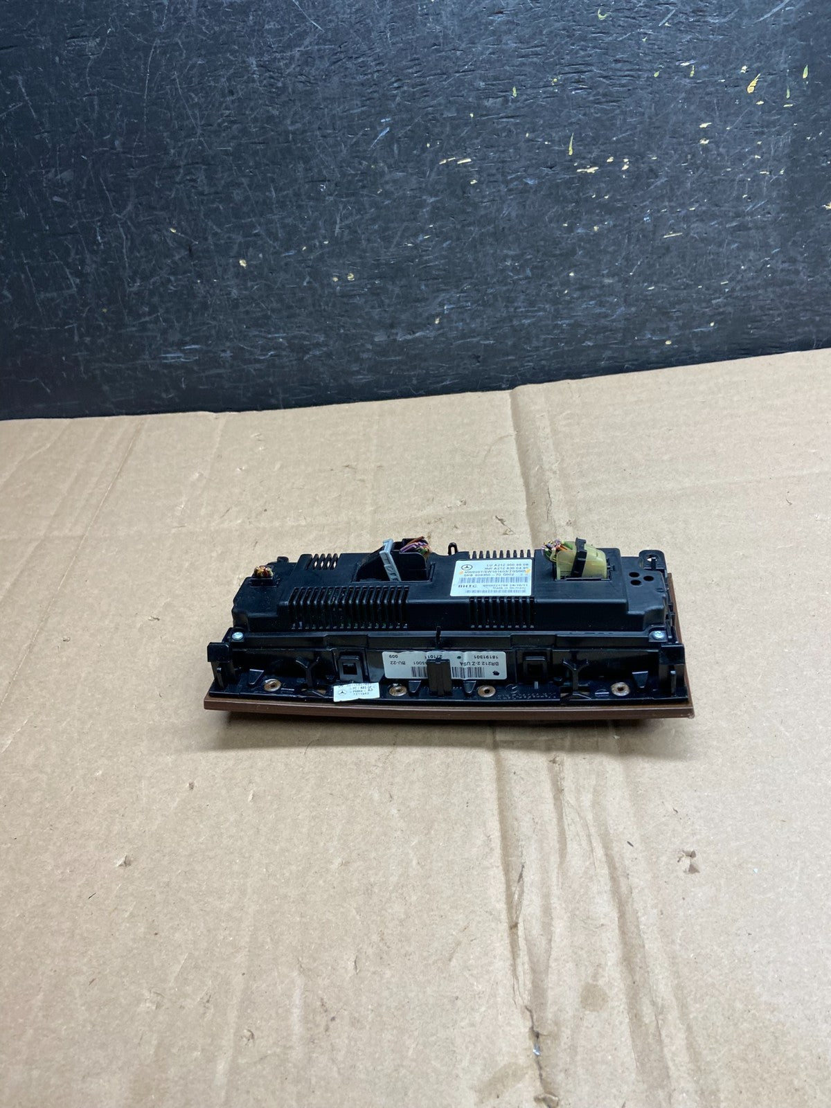 2010-2013 Mercedes W212 E350 E500 A/C Climate Control Panel AI5999 DG3