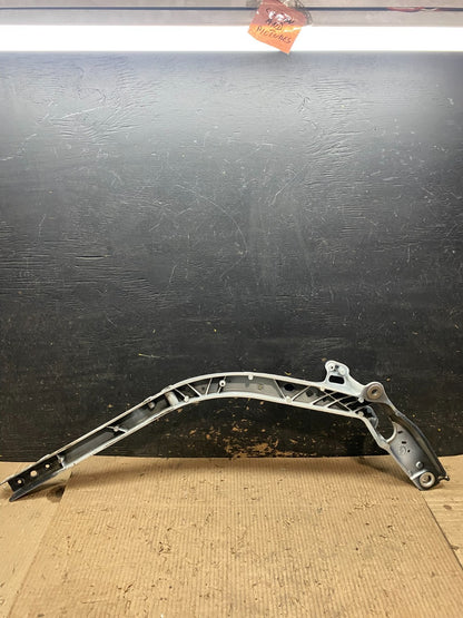 2020 to 2023 Ford Explorer Left Driver LH Upper Tic Bar Oem X0246 DG4