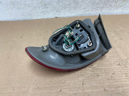 1998 1999 2000 Toyota Corolla Left Driver Lh Side Tail light AI0932 LK5