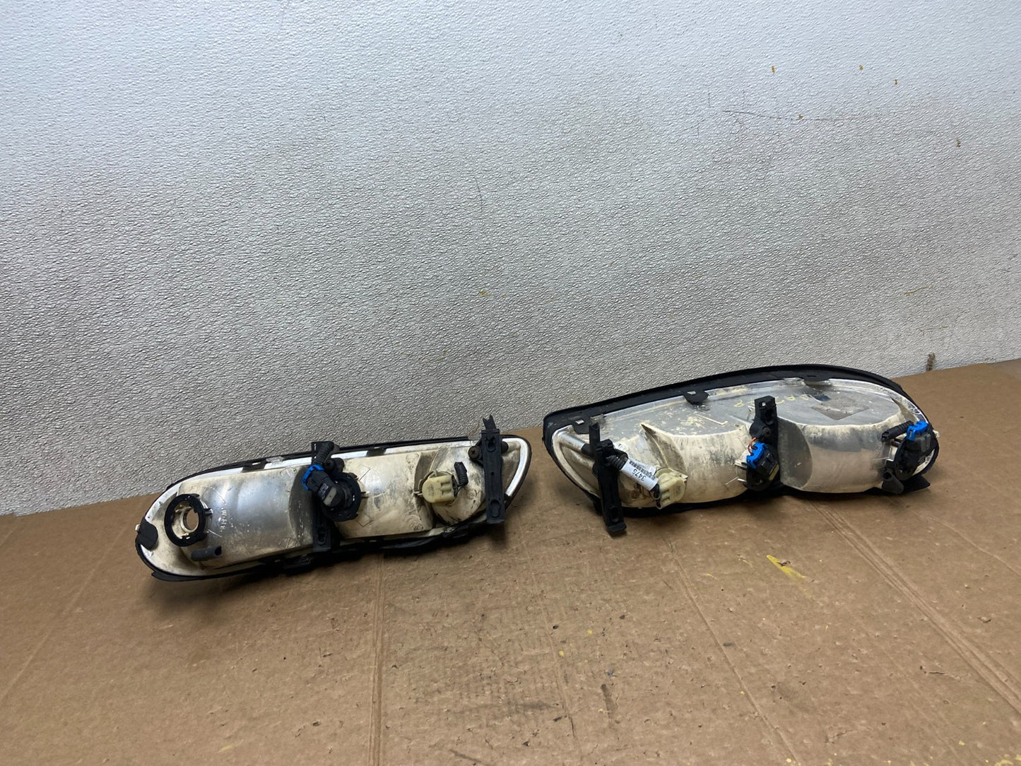 1997 to 2003 Chevrolet Malibu Left+Right Side Headlights AA2678 PS5